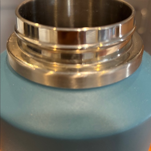 Insulated bottle blue green ombré
Package with Accessories new in package - Picture 14 of 15